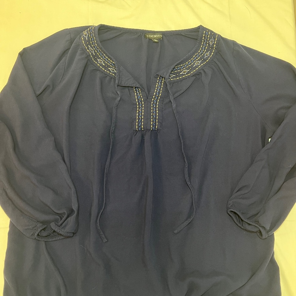 Lane Bryant 18/20 embroidered neckline navy blouse